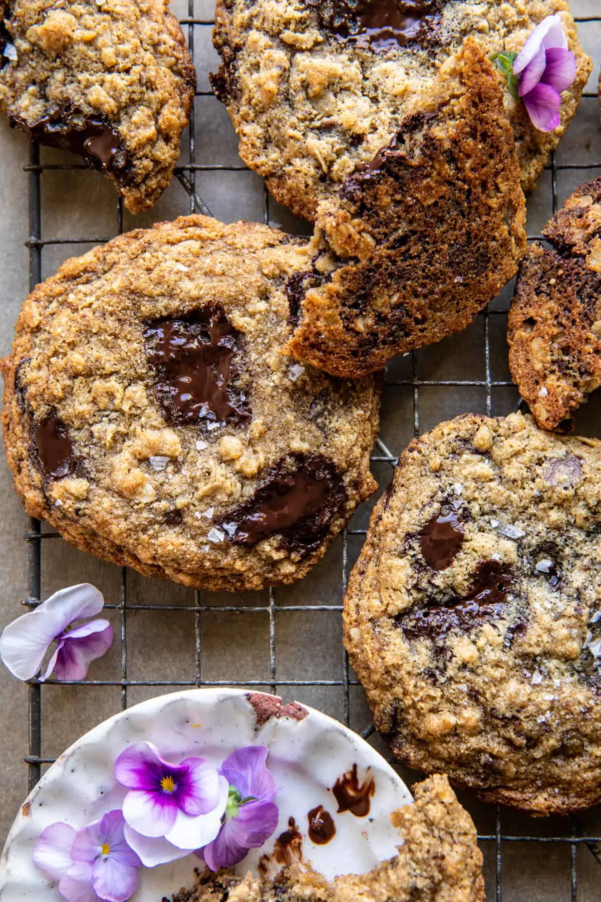giant-chewy-oatmeal-chocolate-chip-cookies.