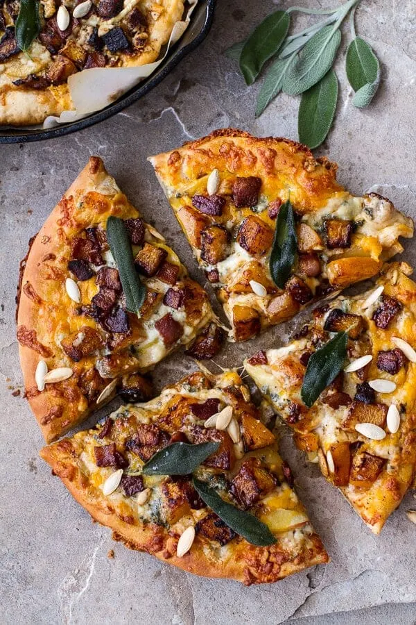 sweet-'n'-spicy-roasted-butternut-squash-pizza-w-cider-caramelized-onions-bacon.