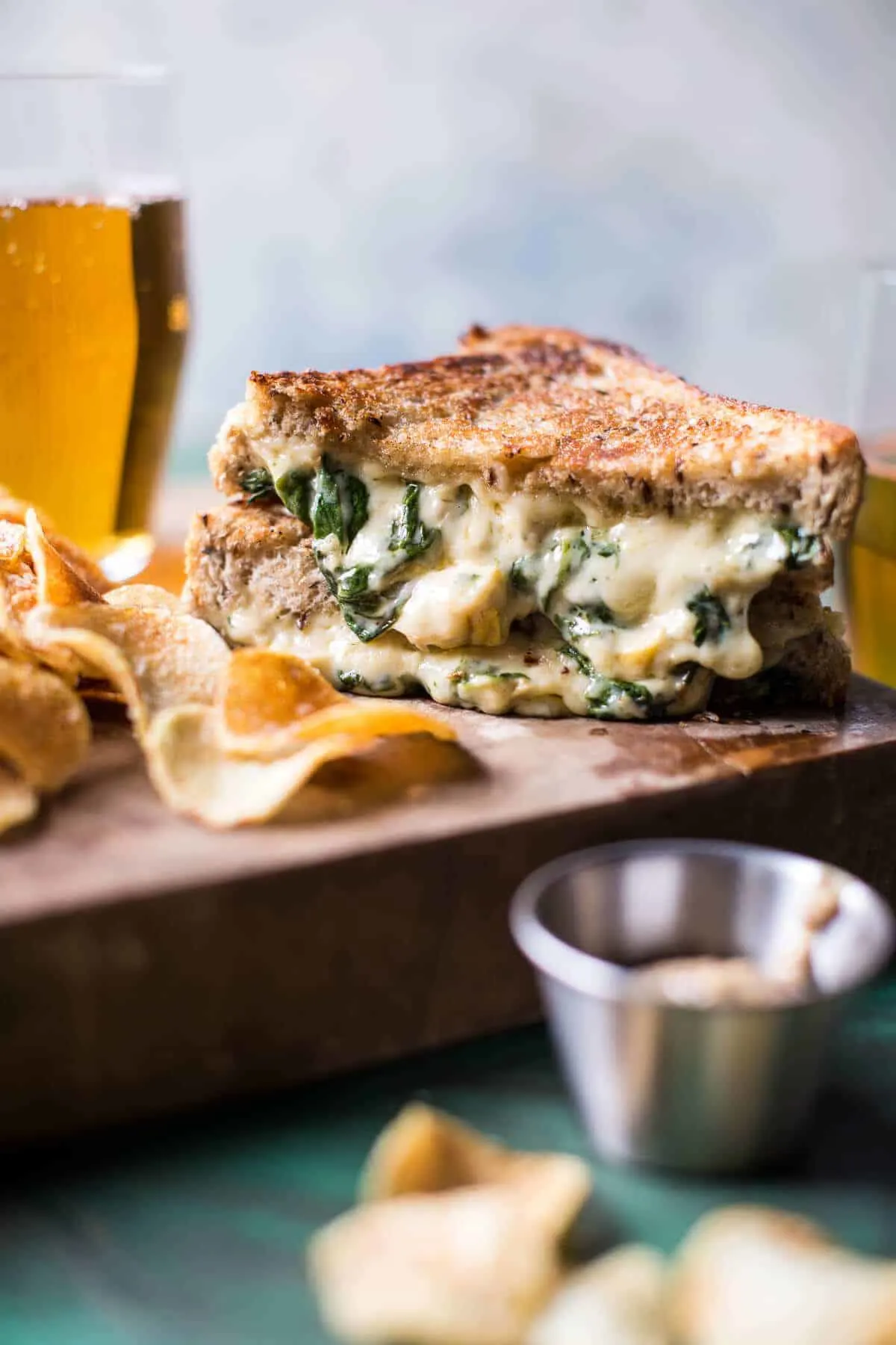 irish-pub-spinach-and-artichoke-melt.