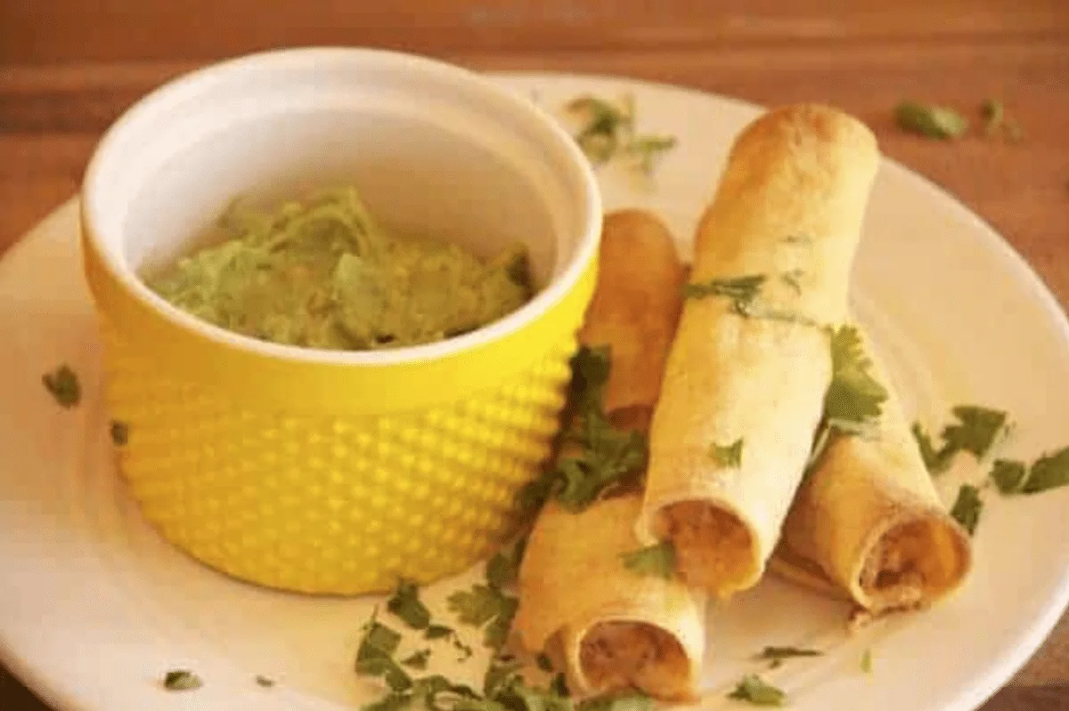 baked-chipotle-chicken-taquitos