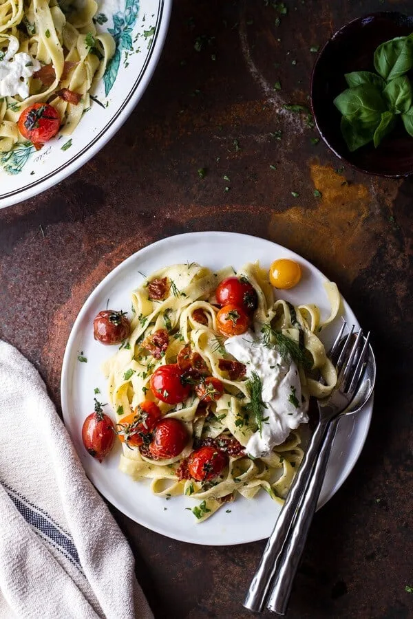 garlic-and-herb-roasted-cherry-tomato-carbonara-wcrispy-prosciutto-burrata.