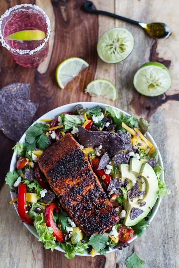 chile-lime-salmon-fajita-salad-with-cilantro-lime-vinaigrette