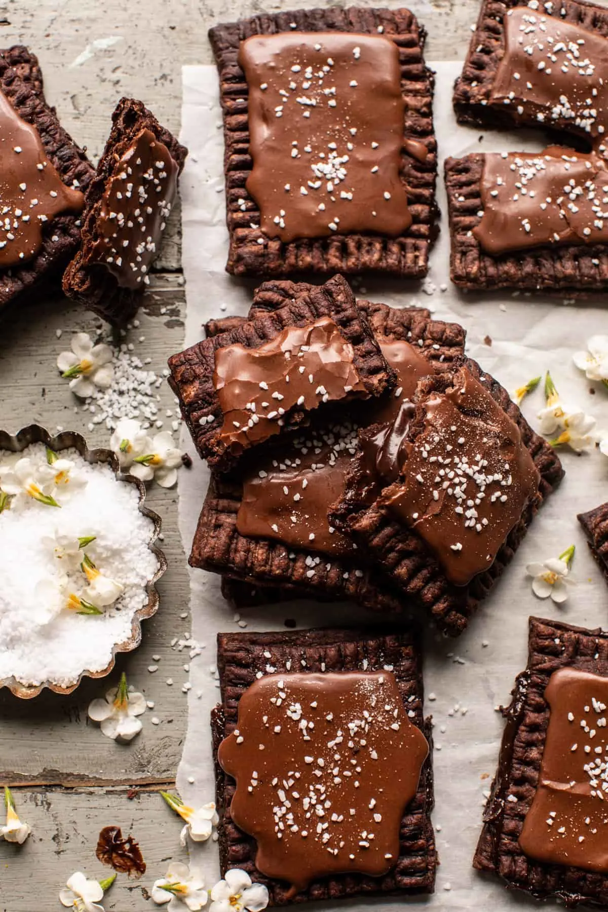 homemade-chocolate-fudge-pop-tarts