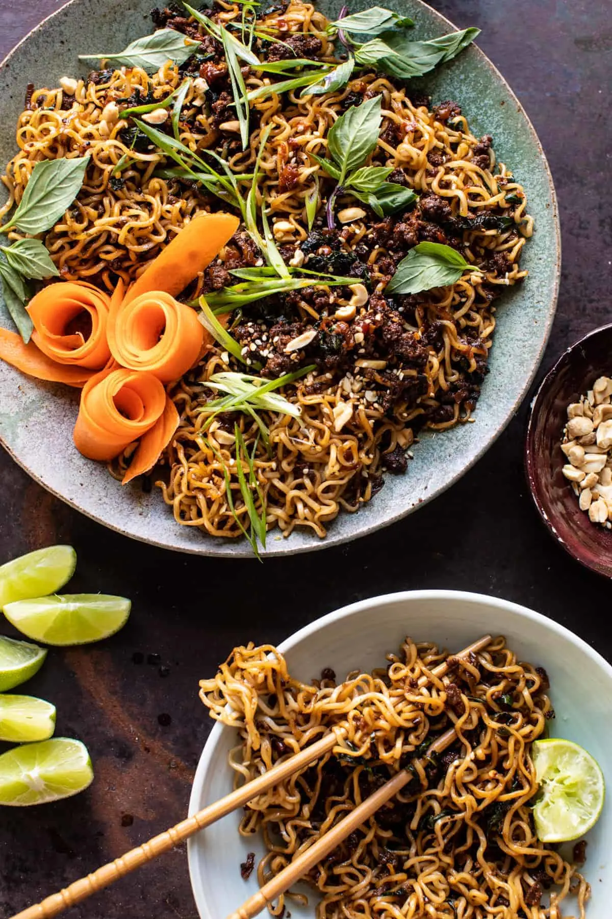 30-minute-caramelized-shallot-beef-ramen-noodles