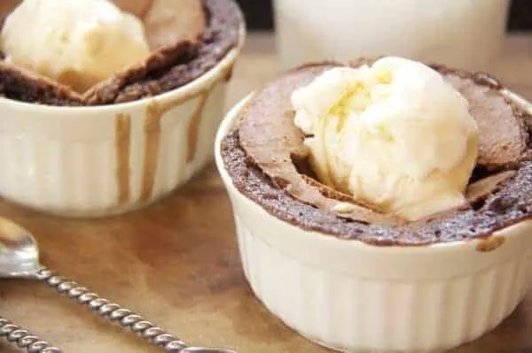 chocolate-lava-cakes