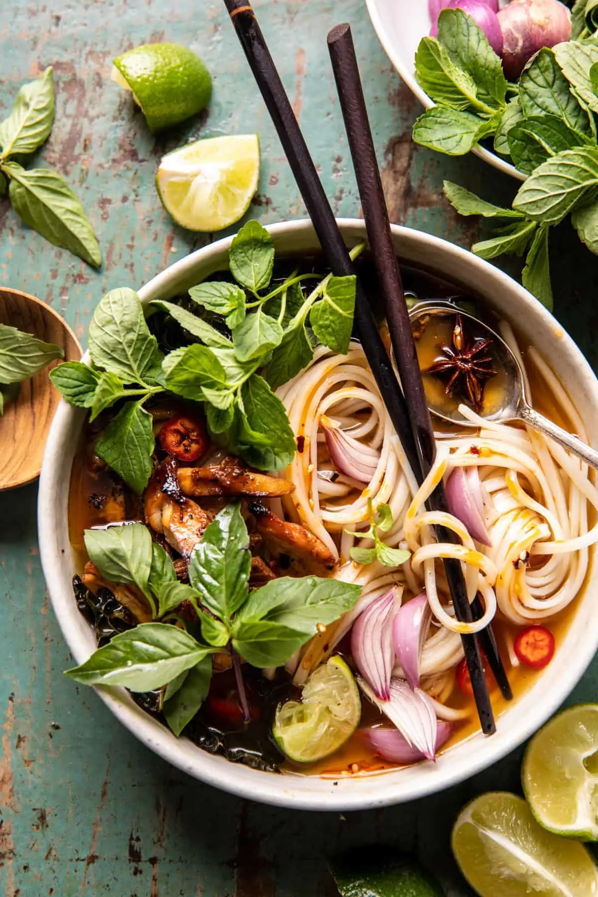 easy-sesame-chicken-and-noodles-in-spicy-broth