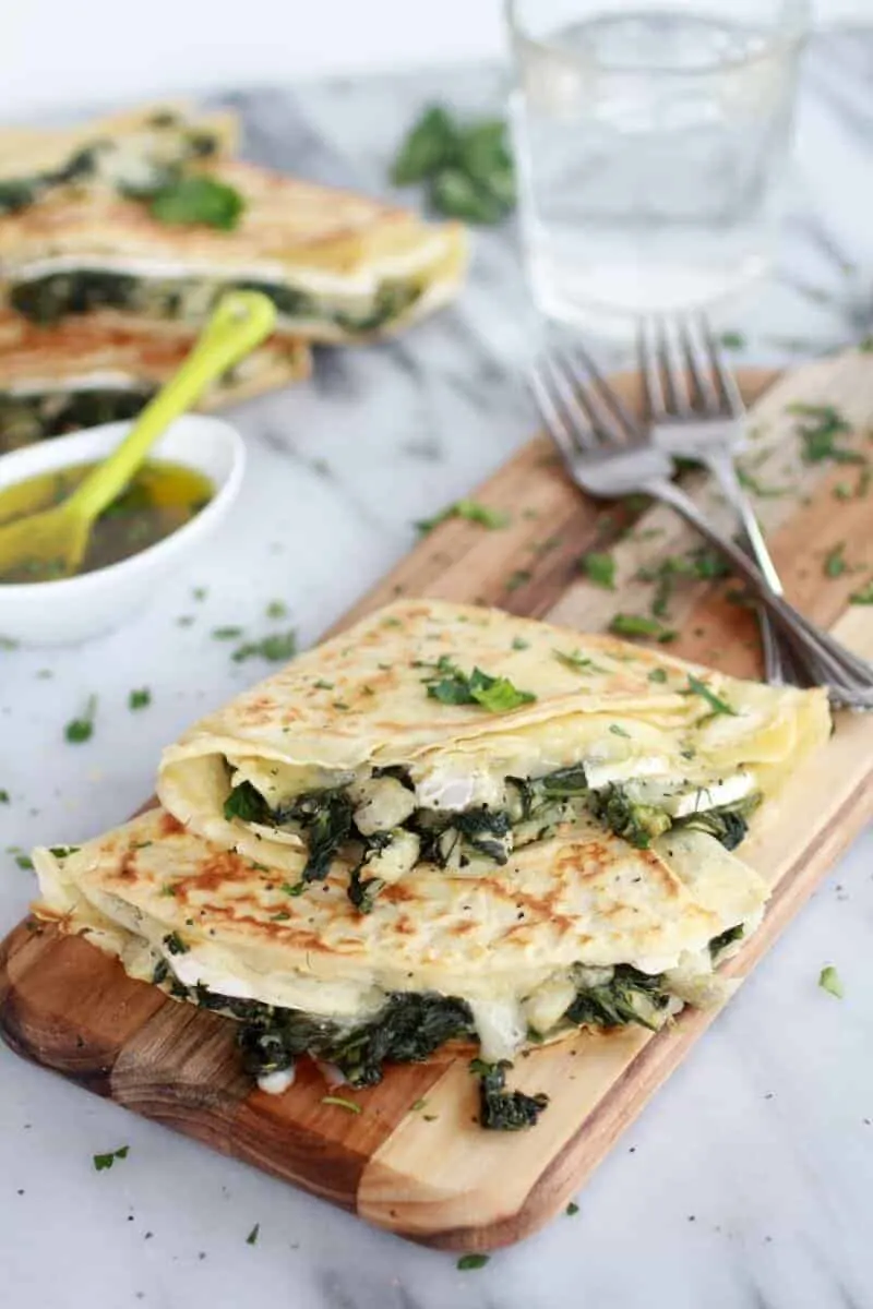 spinach-artichoke-and-brie-crepes-with-sweet-honey-sauce