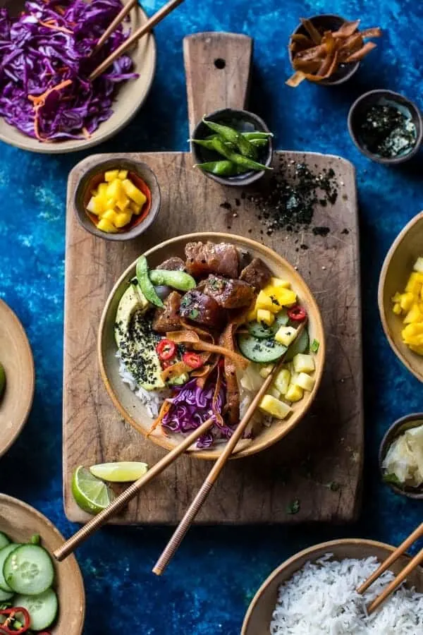hawaiian-ahi-tuna-poke-bowl.