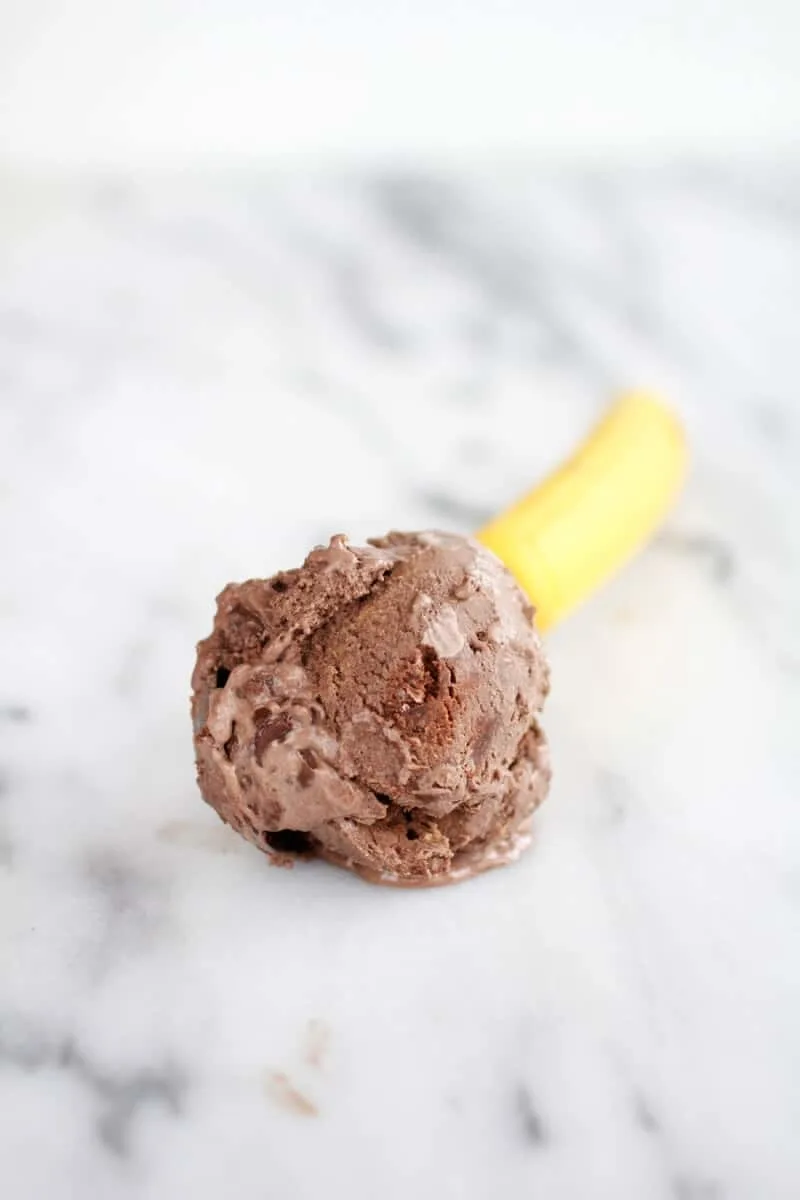 chocolate-peanut-butter-swirl-fudge-brownie-ice-cream