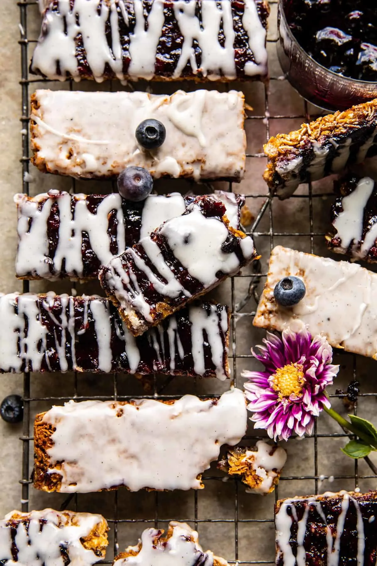 blueberry-yogurt-granola-bars