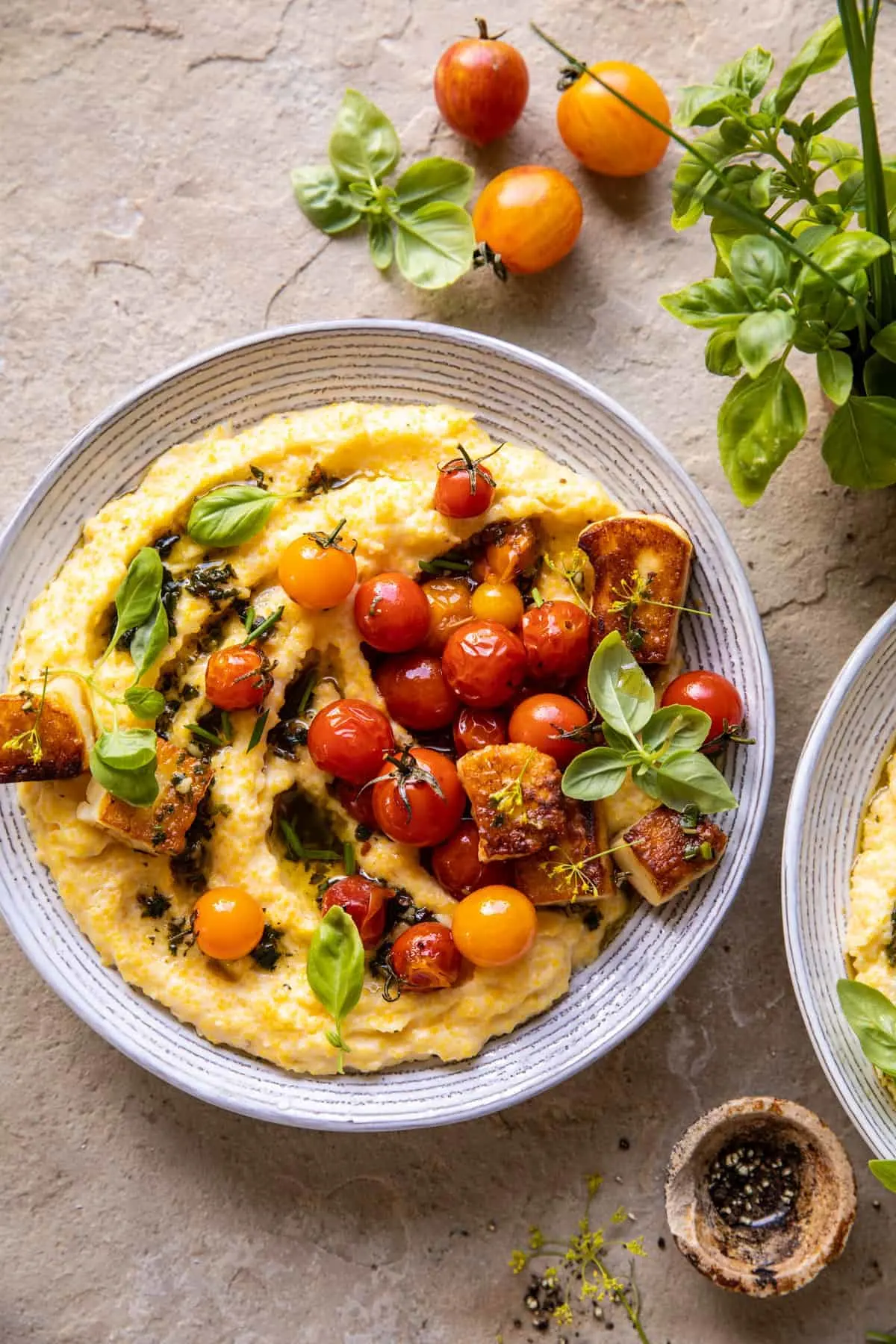 cherry-tomato-pesto-polenta-with-fried-halloumi