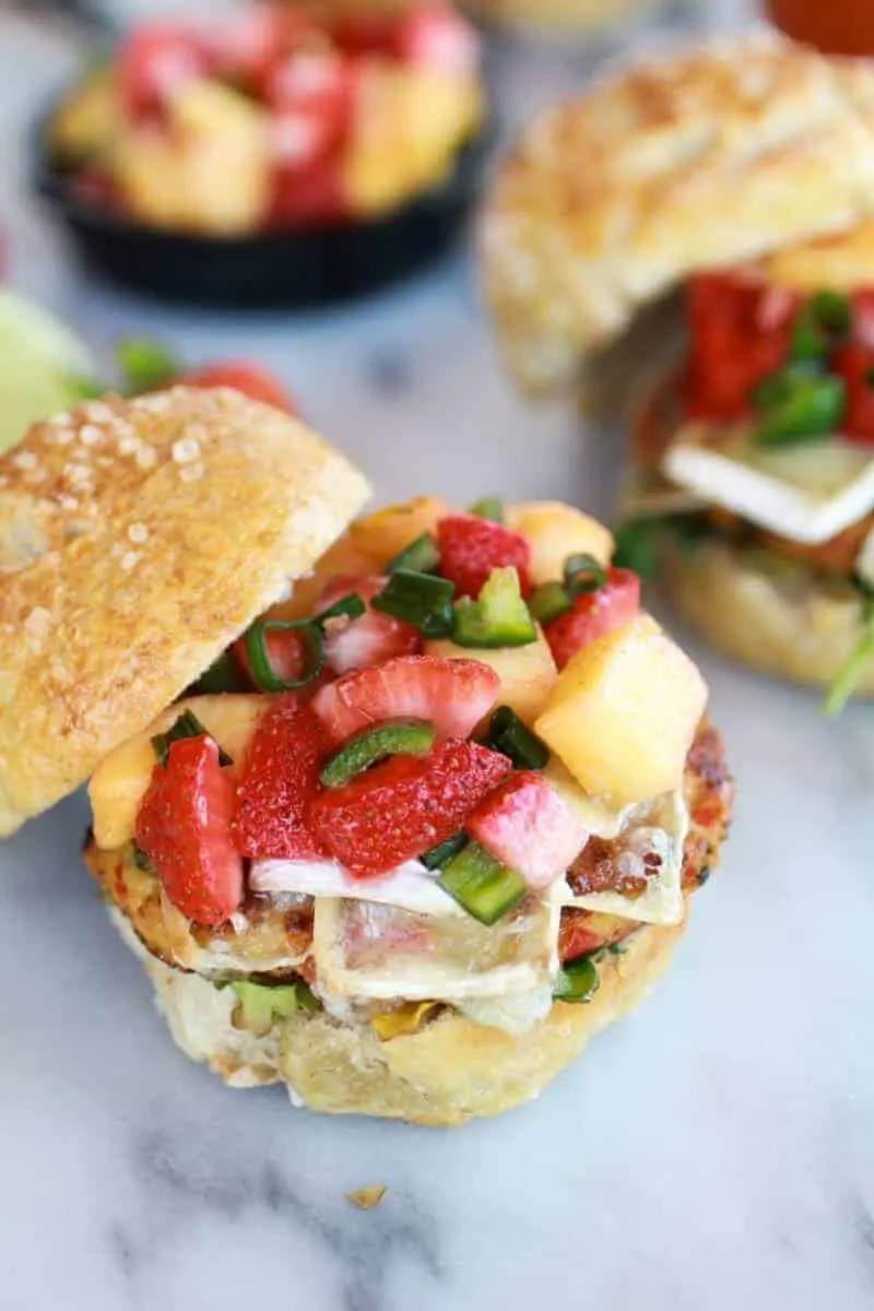 brie-crab-cake-pretzel-slider-melts-with-strawberry-pineapple-salsa