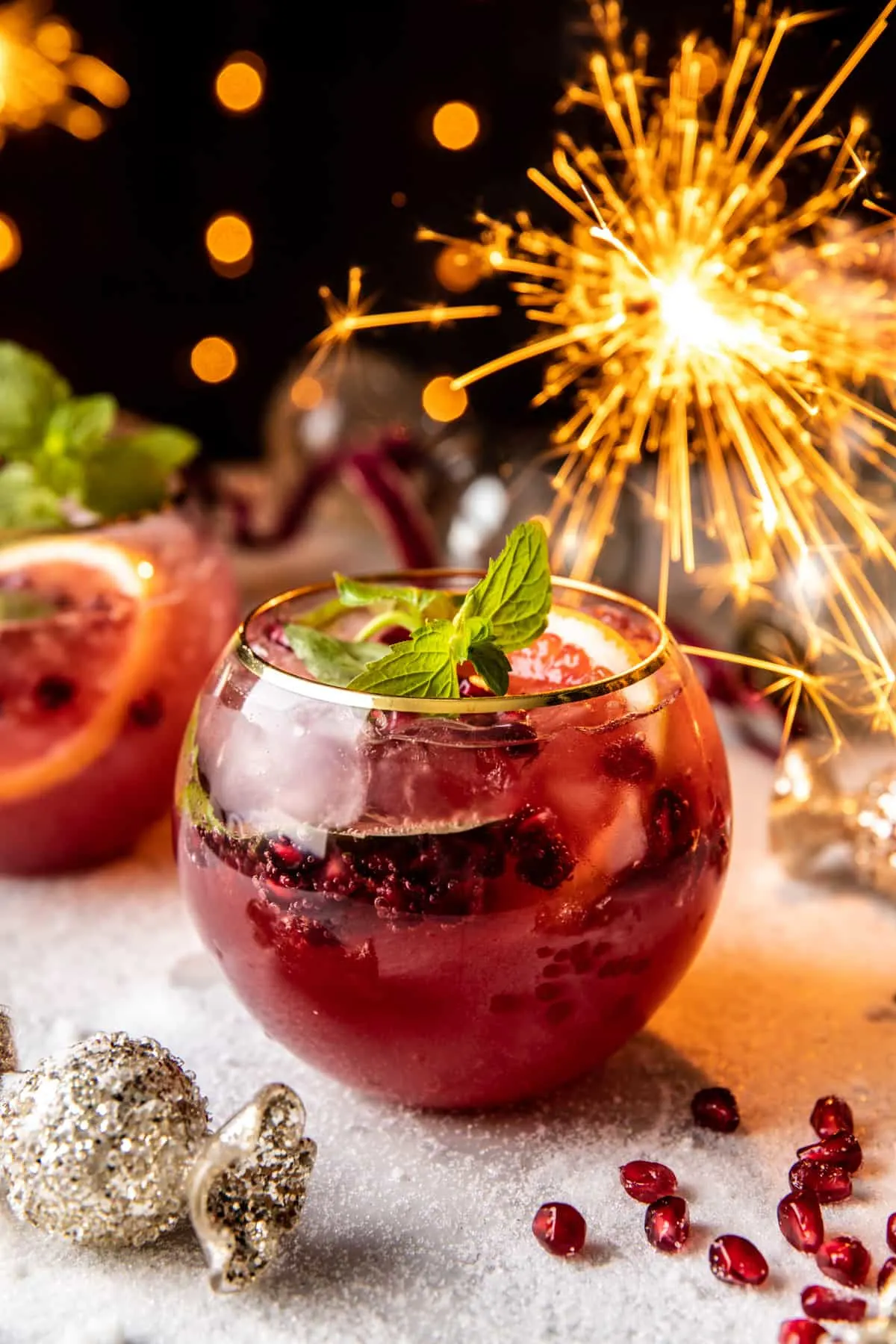 citrus-pomegranate-champagne-twist.
