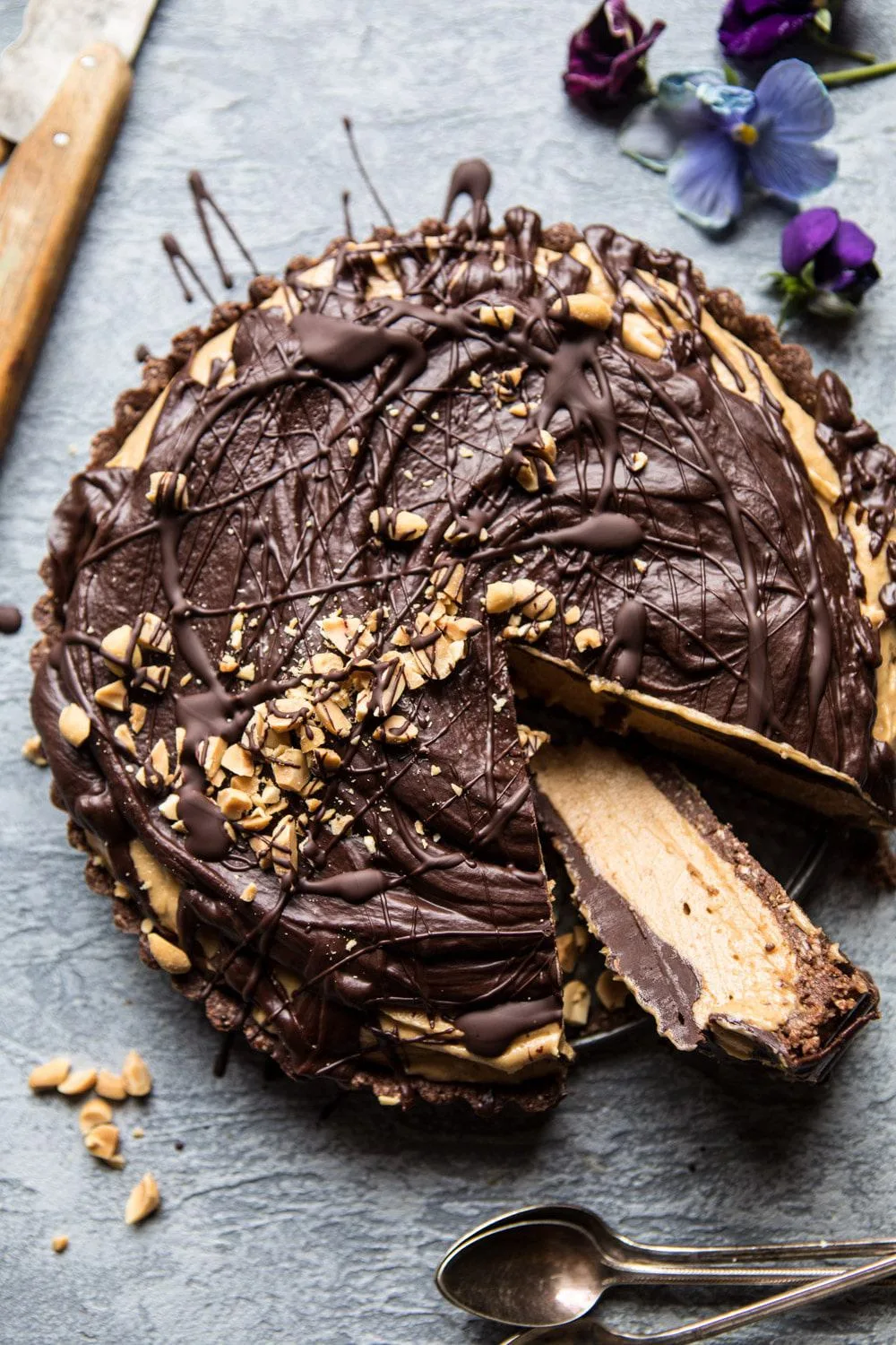 frozen-peanut-butter-cup-pie