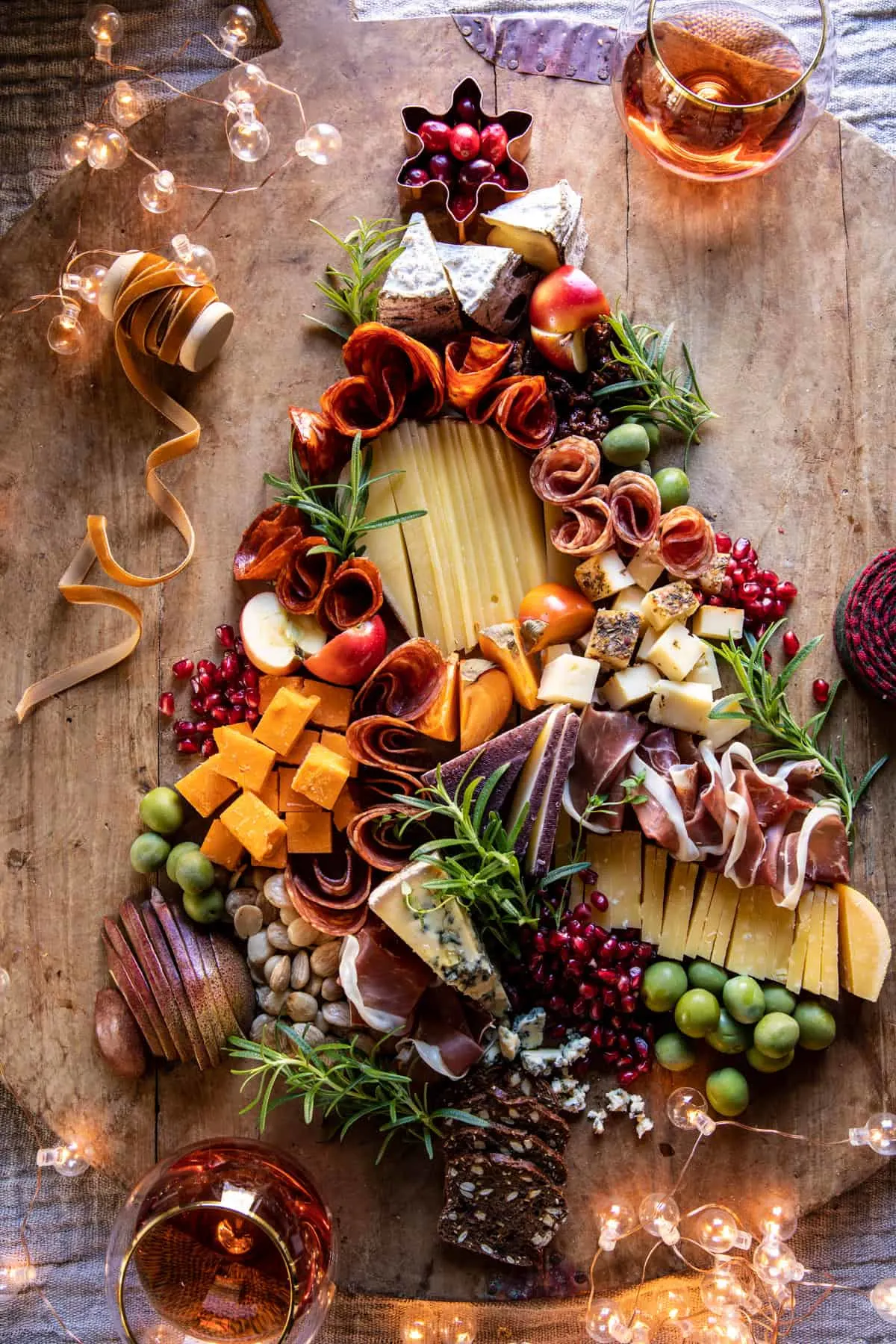 christmas-tree-cheese-board