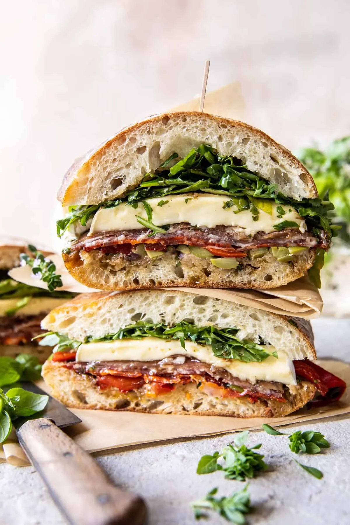 picnic-style-brie-and-prosciutto-sandwich.