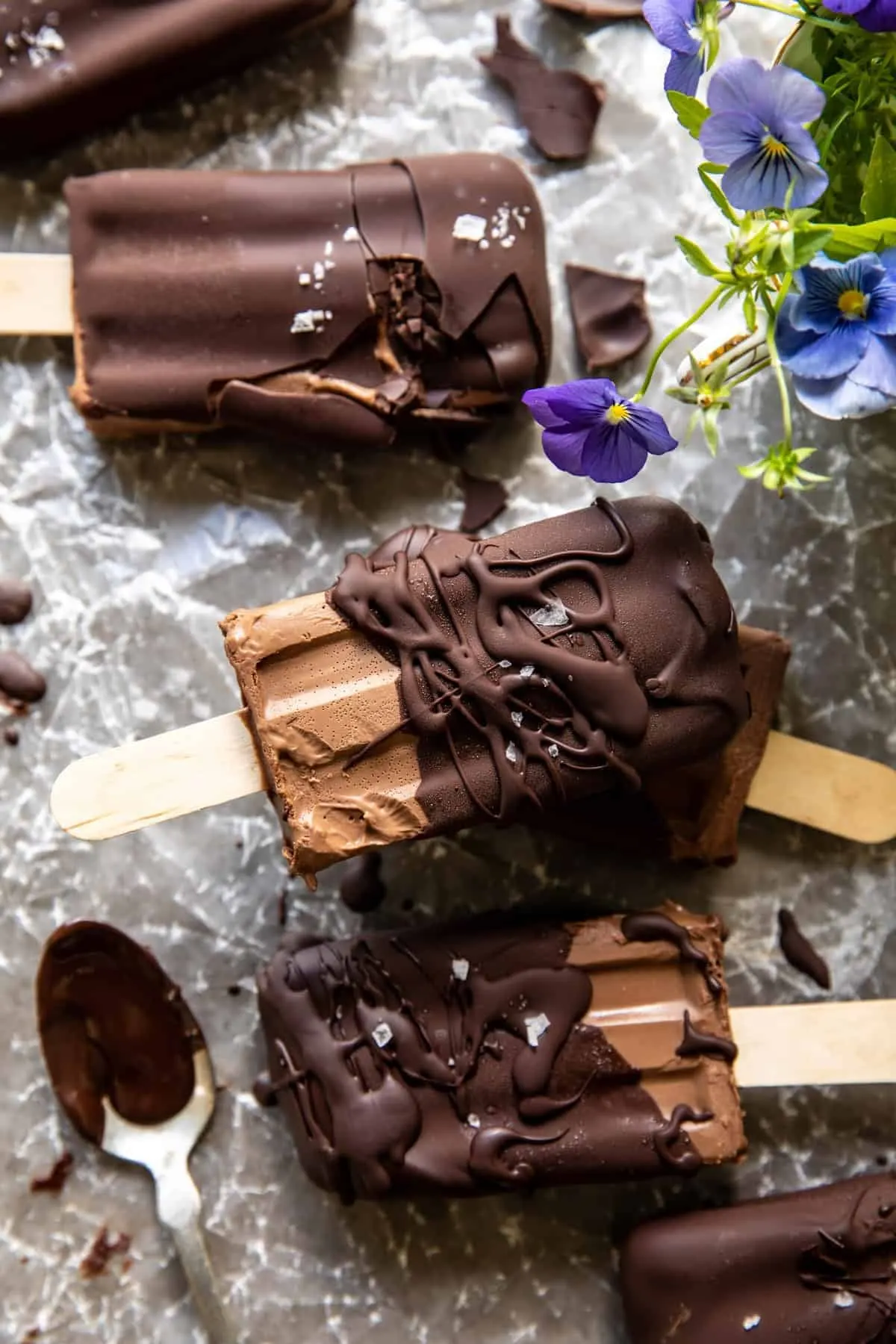homemade-creamy-chocolate-fudge-pops