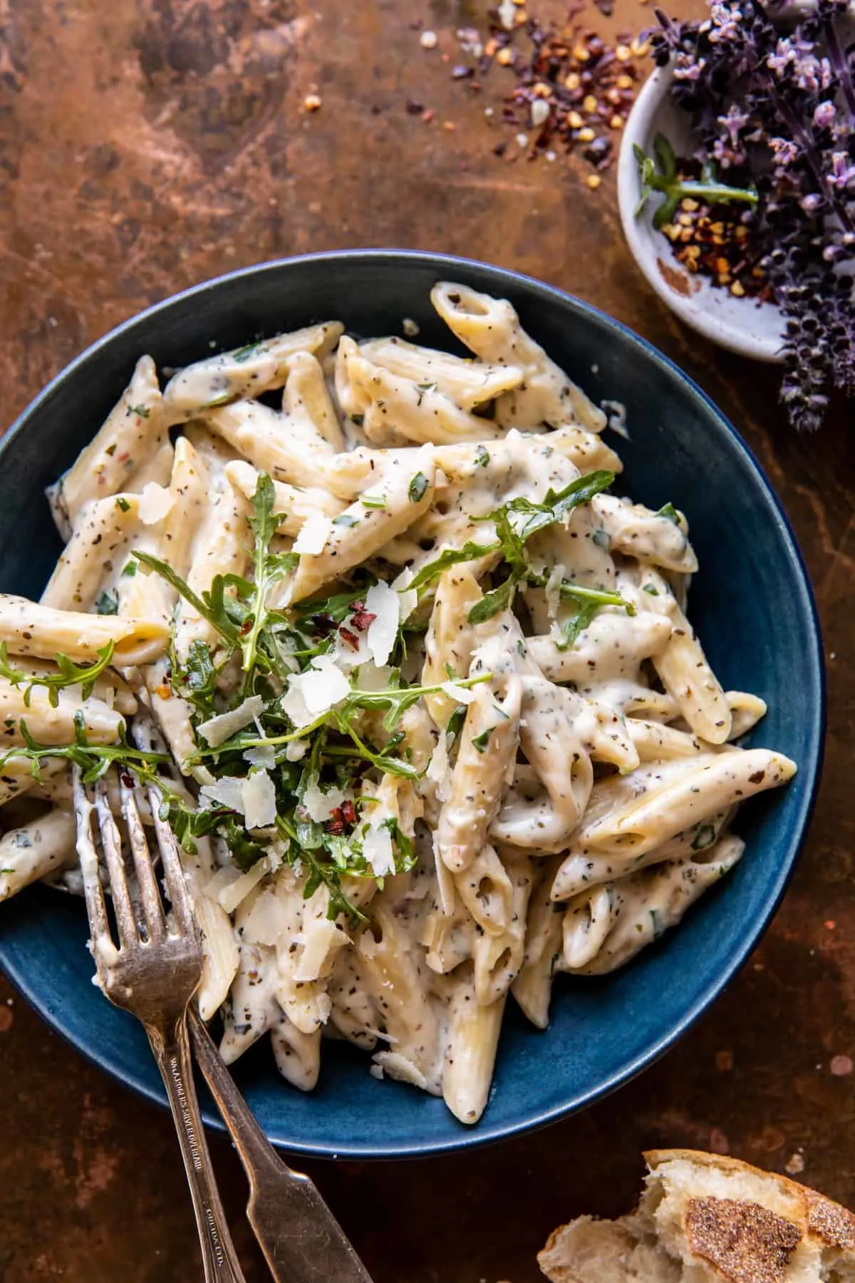 one-pot-creamy-penne-alfredo-with-spicy-arugula