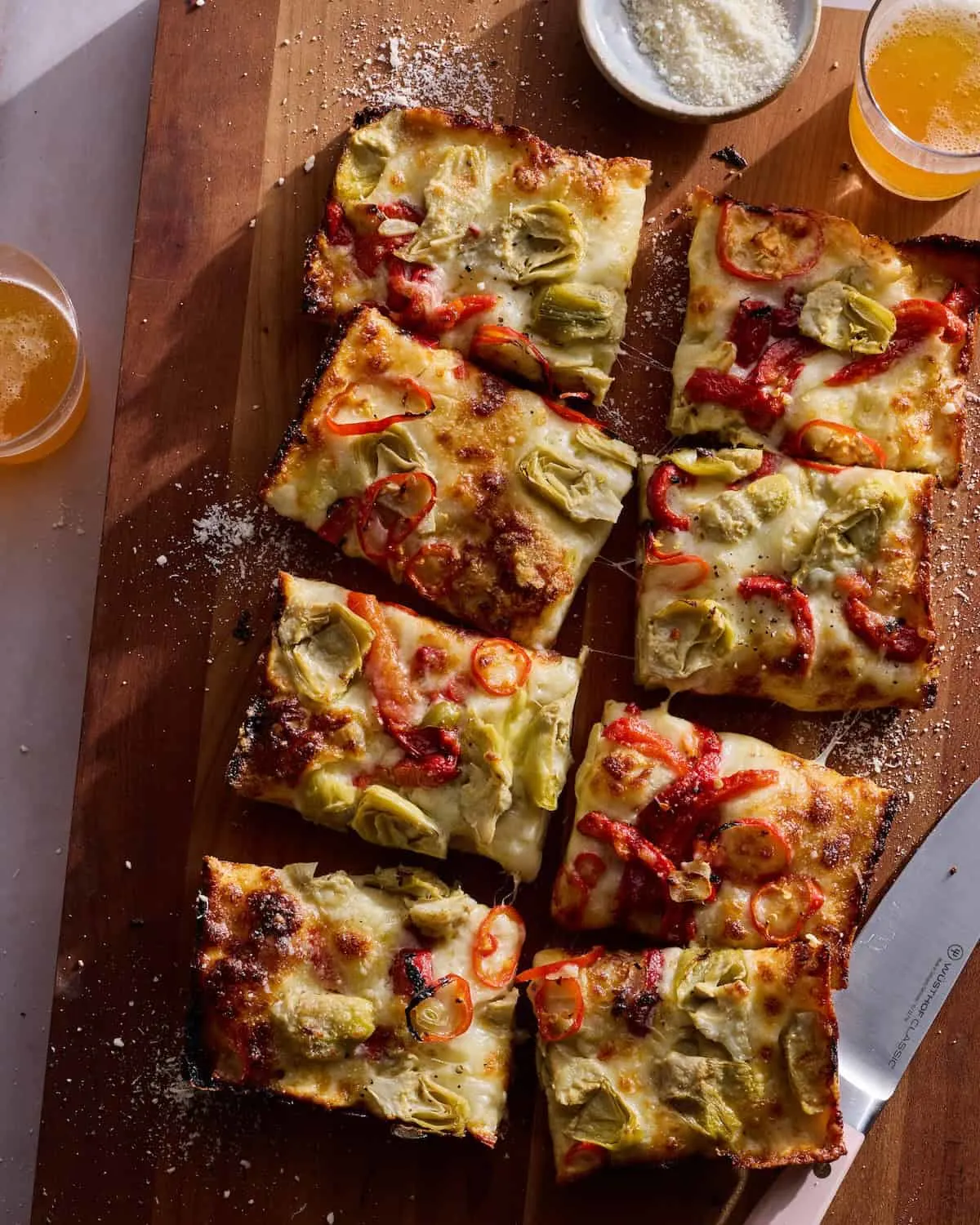detroit-style-pizza-with-artichokes