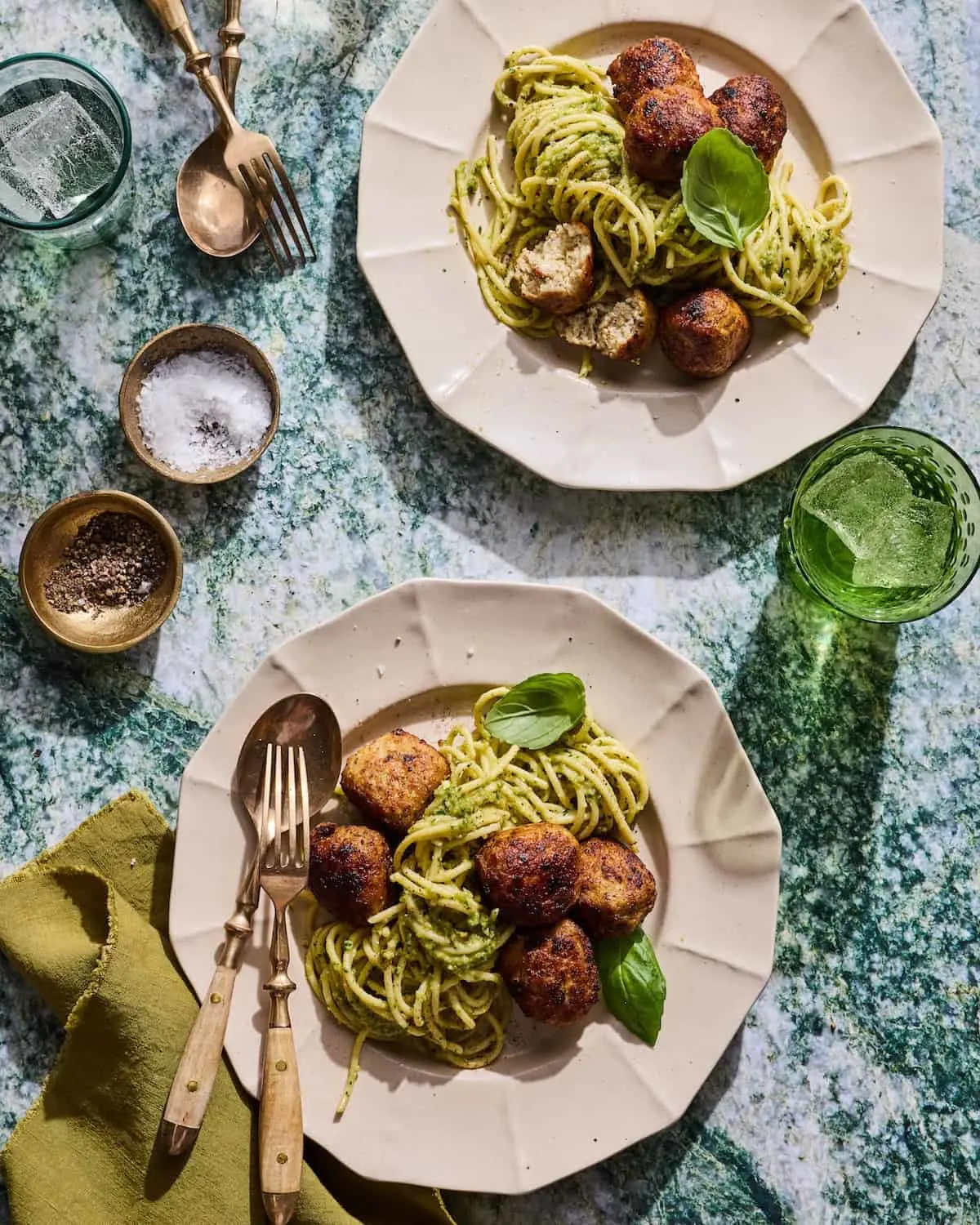 pesto-chicken-meatballs