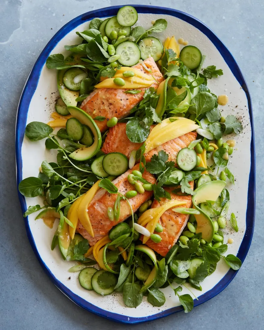 loaded-sesame-ginger-salmon-salad