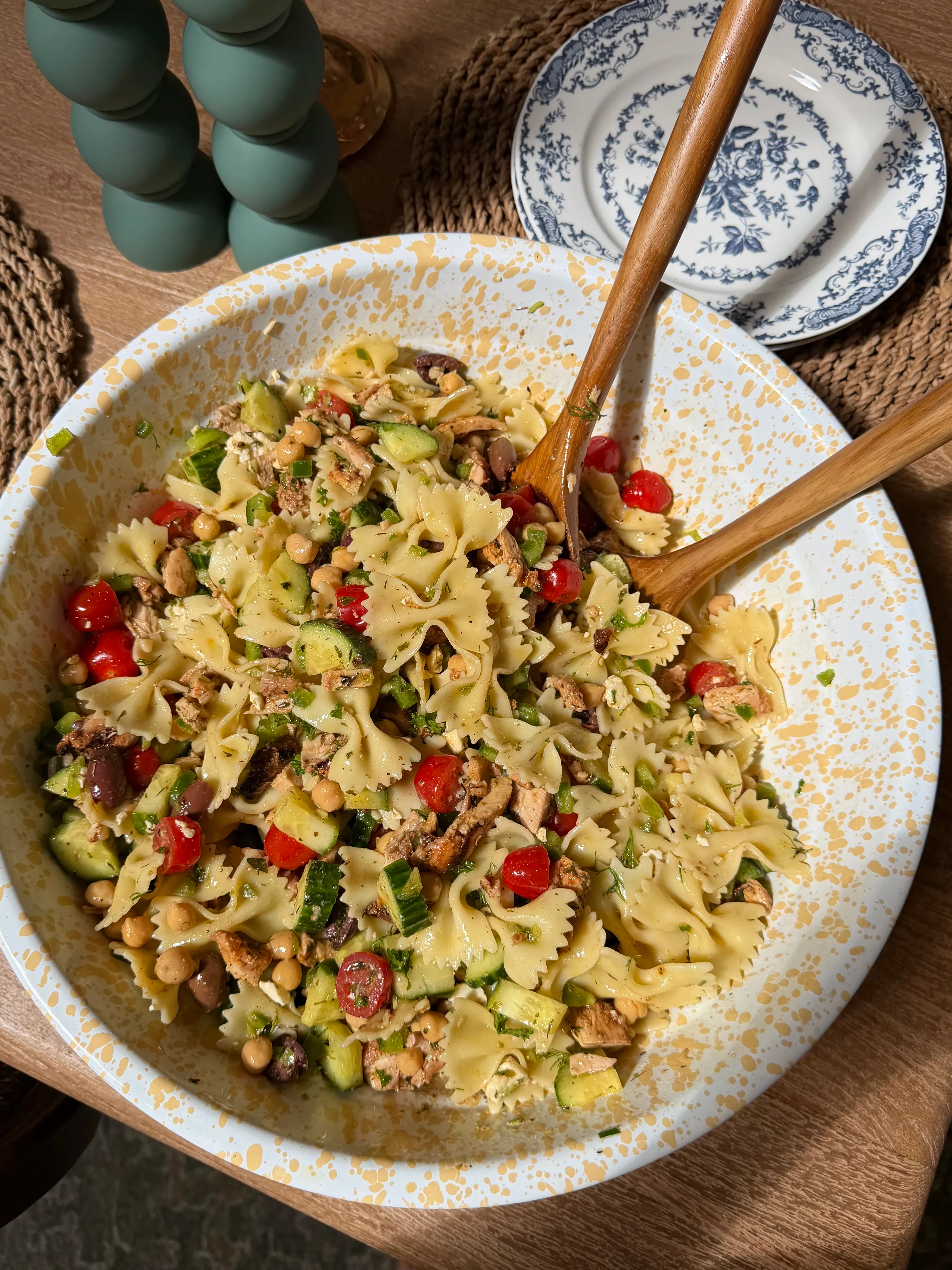 greek-chicken-pasta-salad