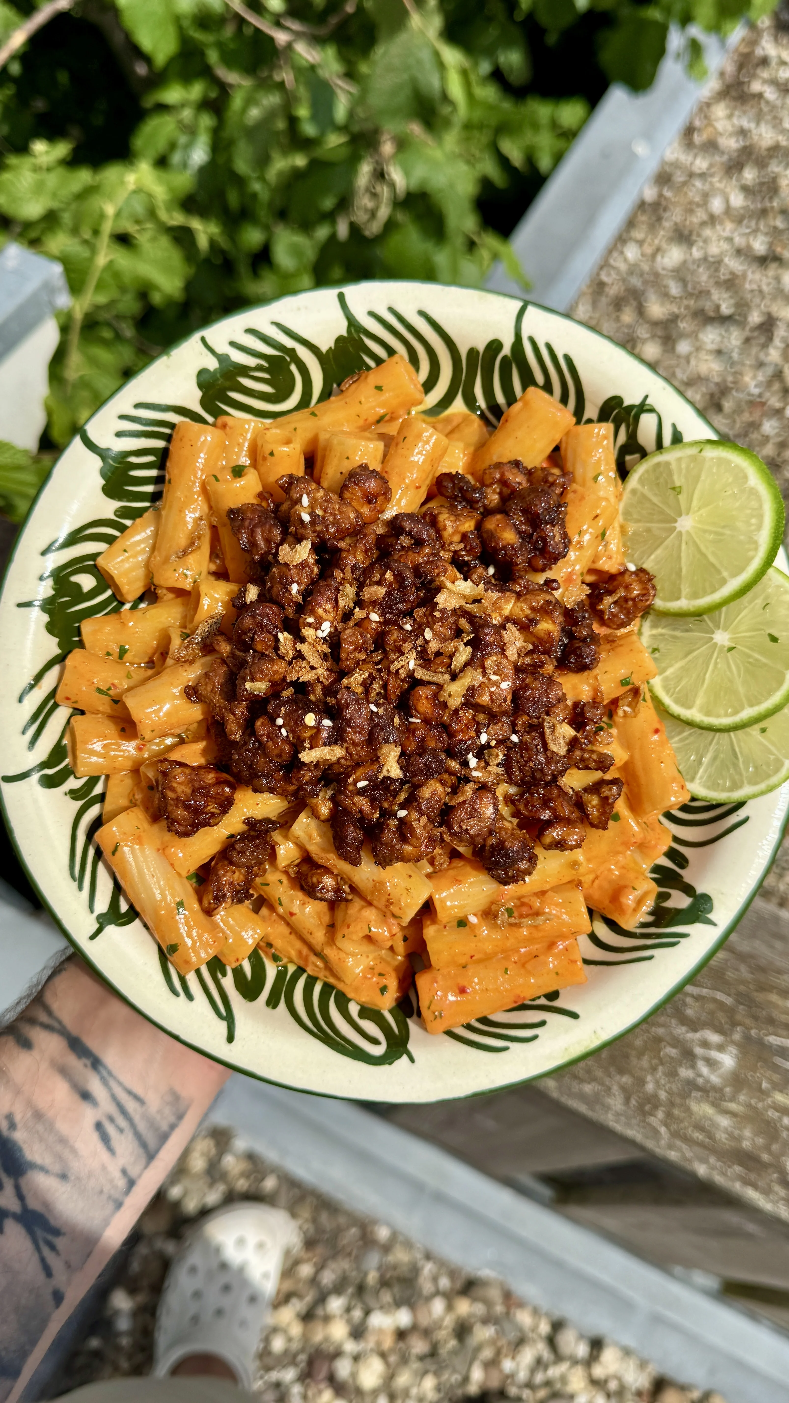 gochujang-rigatoni-with-tempeh