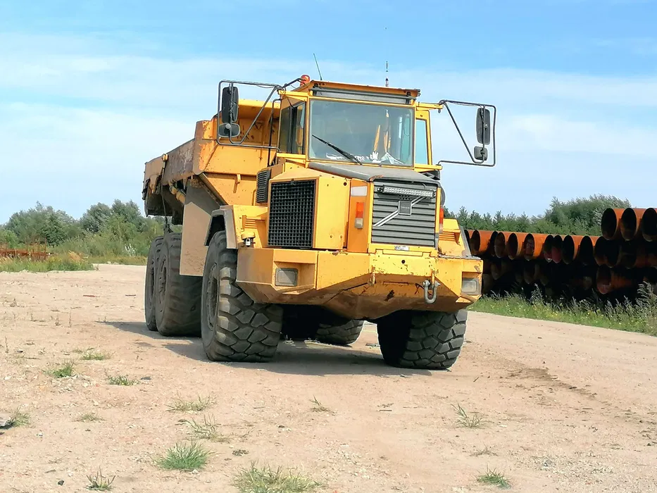 Wynajem wozidło przegubowe Volvo 30t | maszyny budowlane