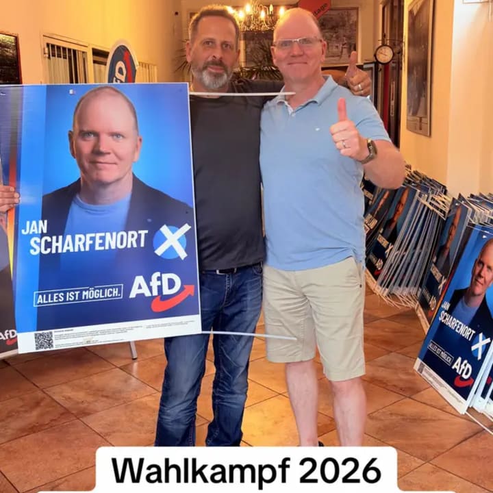 Gemeinsam haben wir Wahlplakate für den Landtagsabgeordneten Jan Scharfenort vorbereitet und aufgehängt. Wahlkampf bedeutet auch, selbst mit anzupacken. 💪🏻 #S