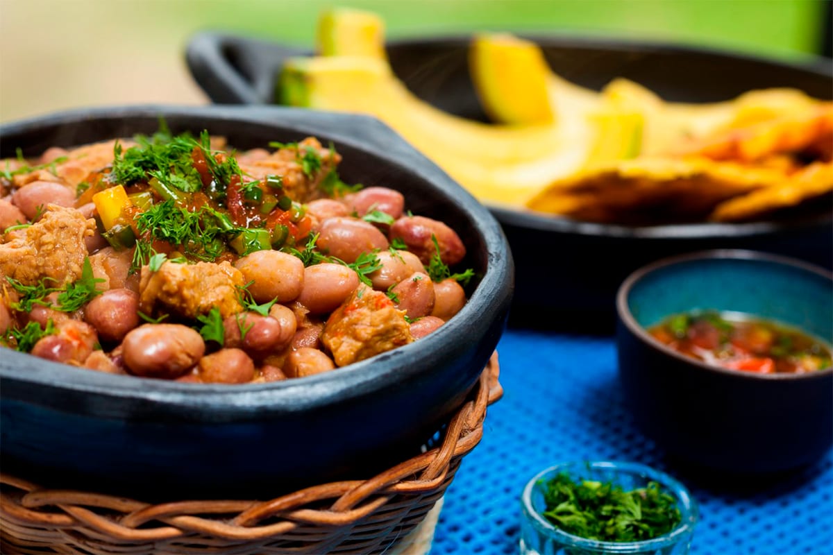 Cazuela de Frijoles