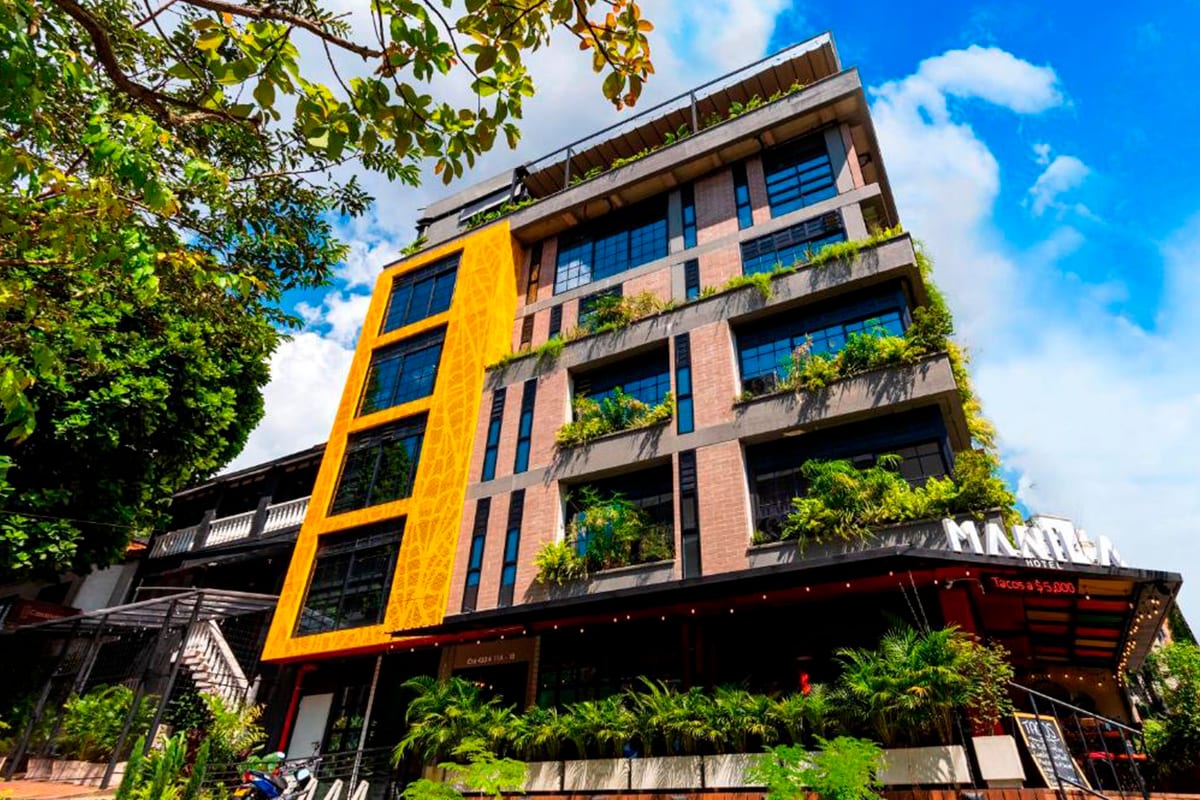 Manila Medellín
