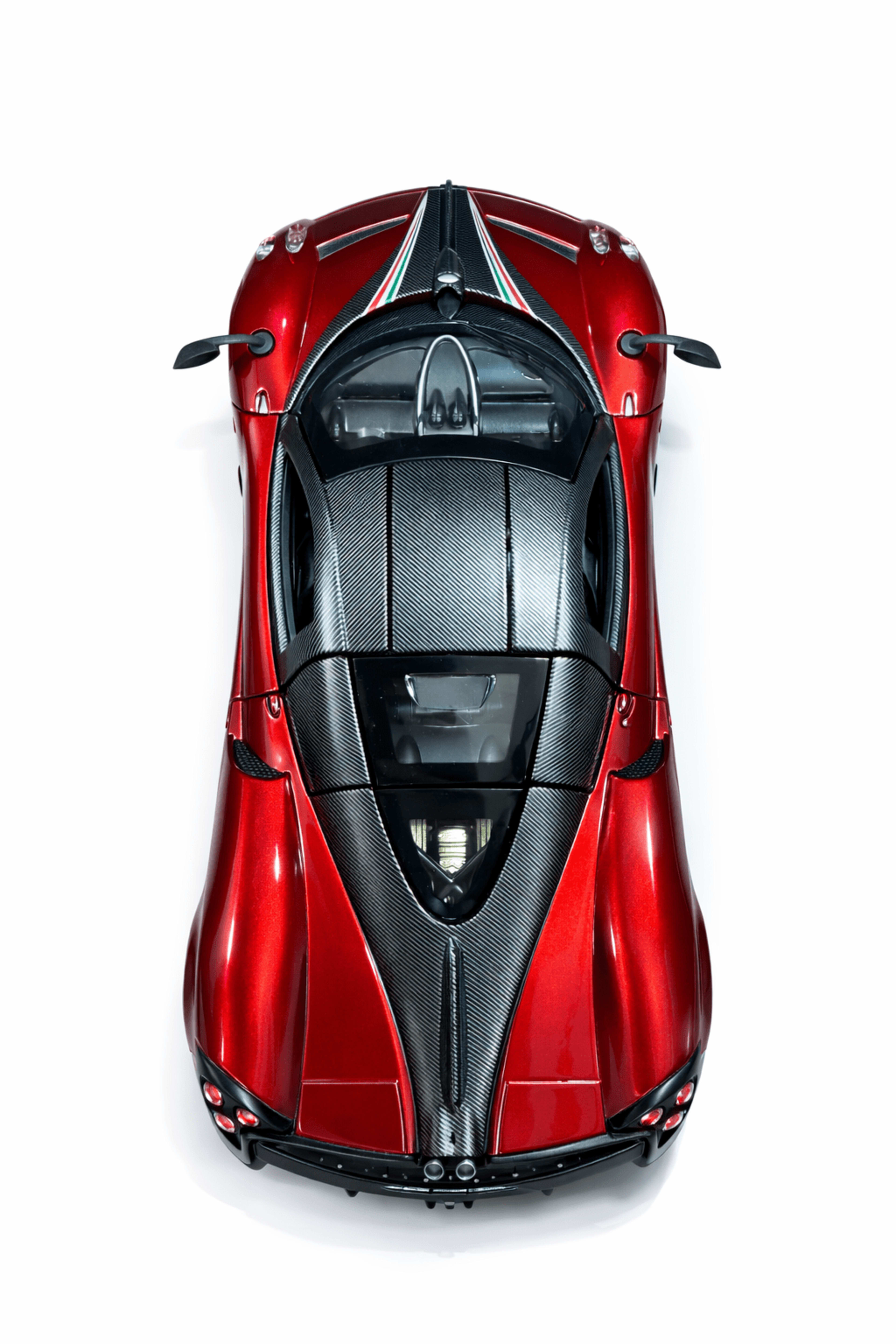 Pagani Huayra Diecast 1:24 – Red Carbon Fiber Finish | Openable Parts | Light & Sound