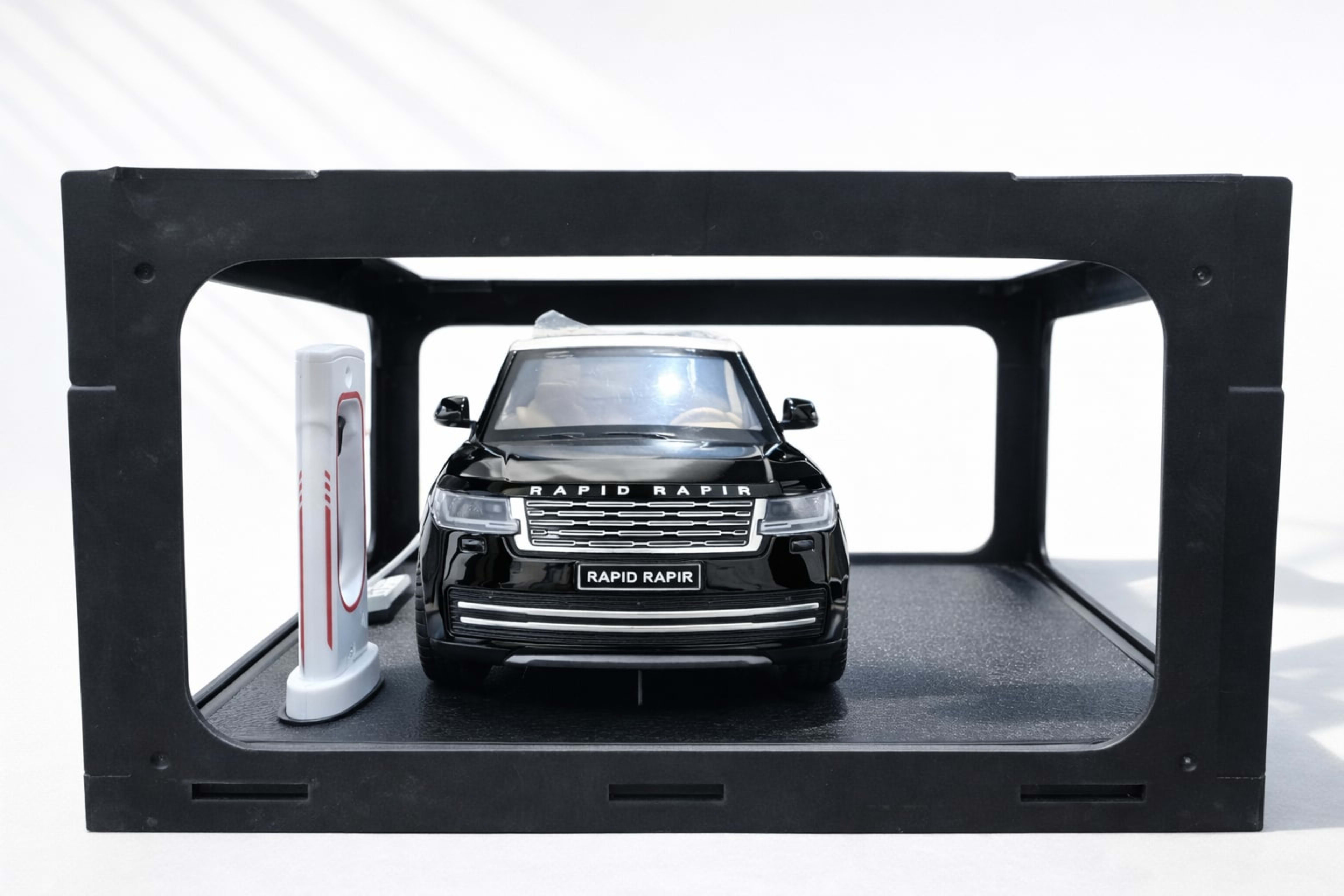 Range Rover Diecast 1:24 – Black Luxury SUV | Openable Parts | Light & Sound