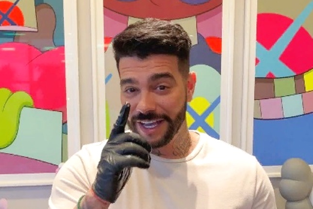 «Маленький вампир»: Тимати выставил Собчак неудачницей