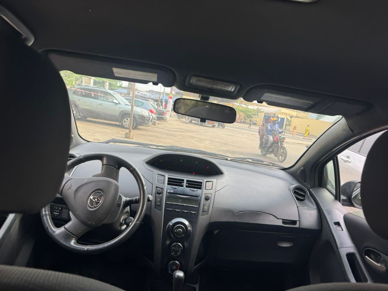 toyota yaris - 3