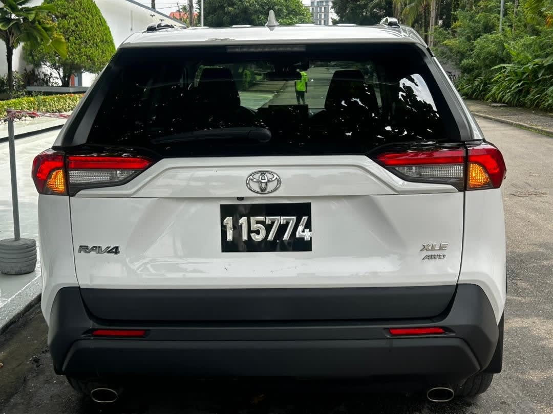 toyota rav4 - 6