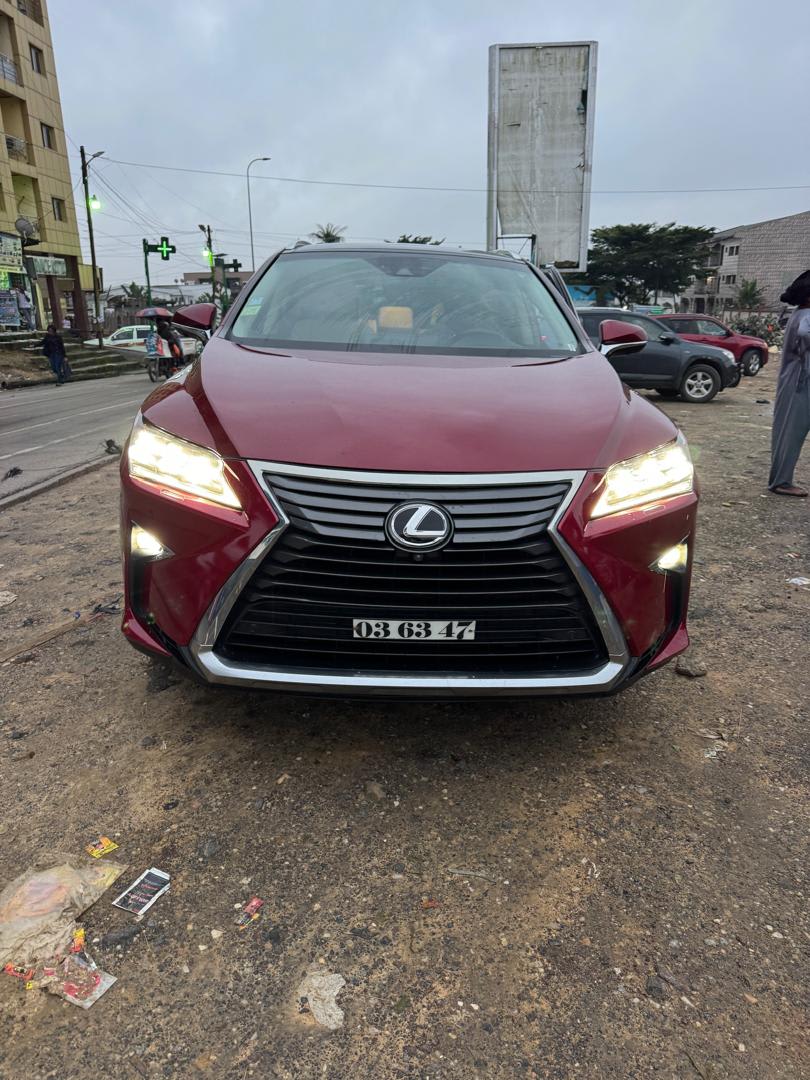 2018 lexus rx_350 au Cameroun – 20 000 000 XAF