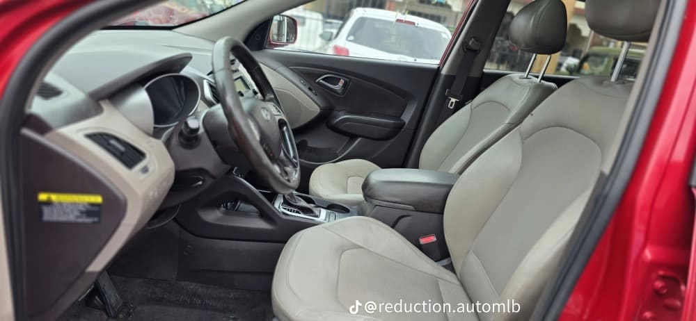 hyundai tucson - 3