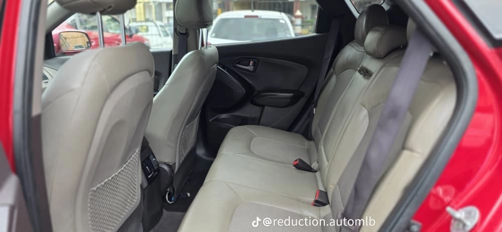 hyundai tucson - 10
