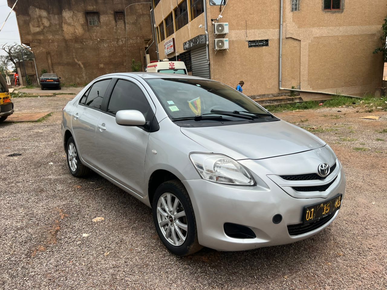 2009 toyota yaris – 4 500 000 XAF