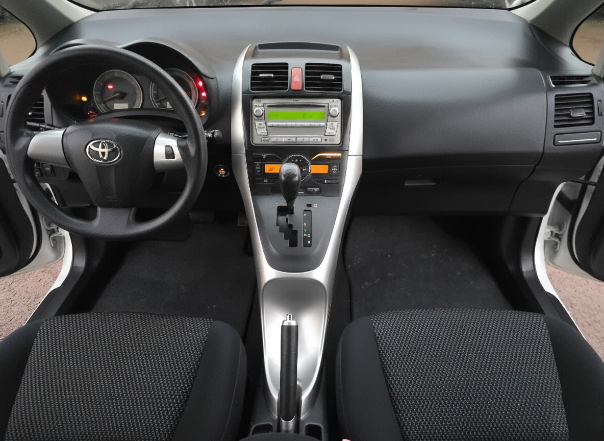 toyota yaris - 6
