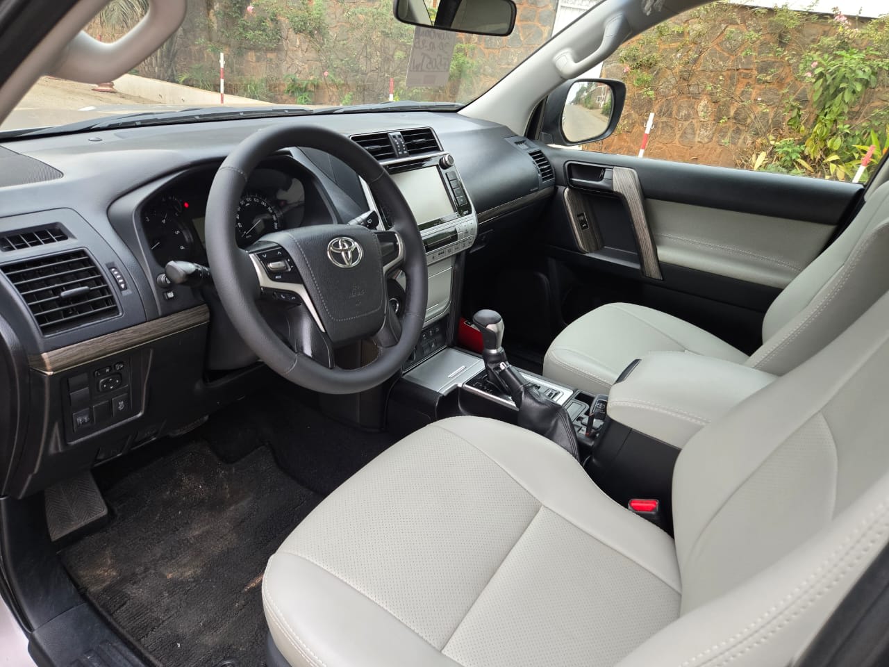 toyota land_cruiser - 7