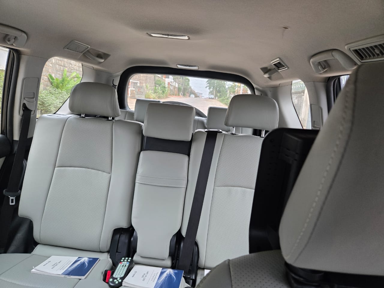 toyota land_cruiser - 8