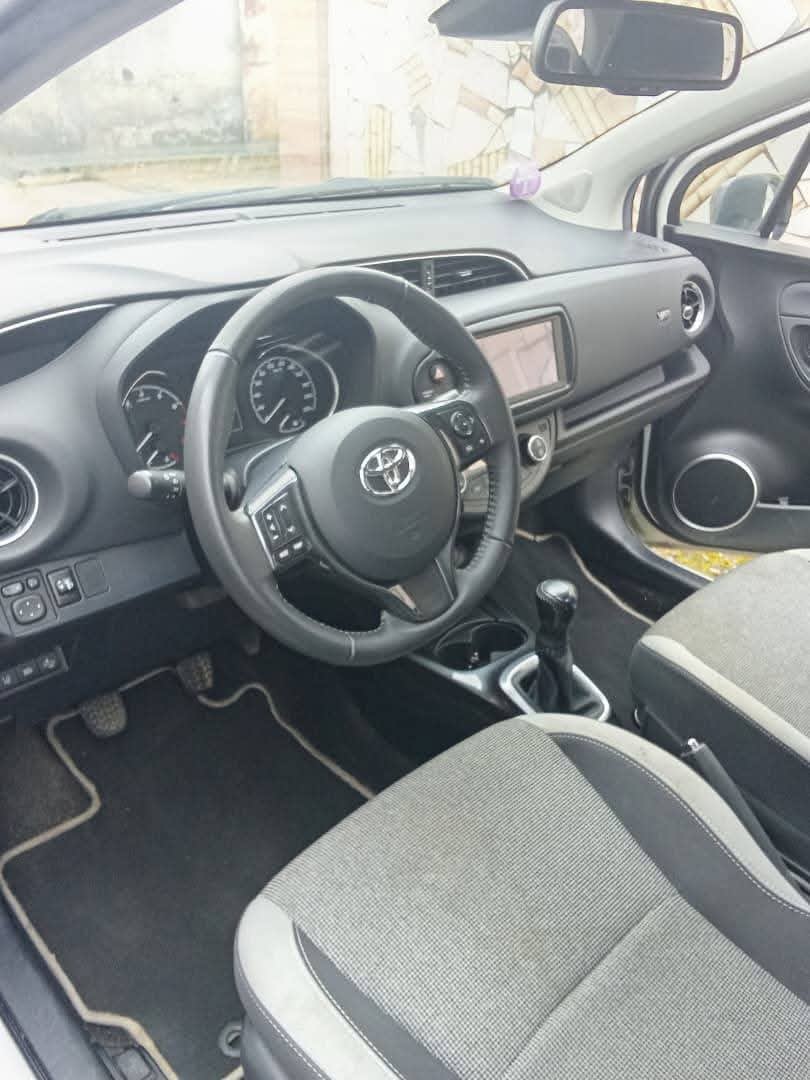 toyota yaris - 4