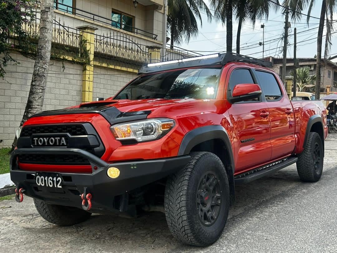 toyota tacoma - 2