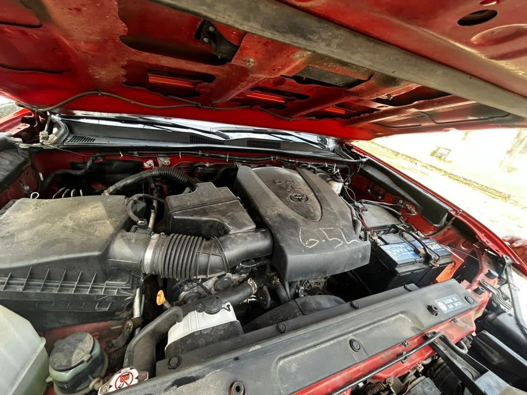 toyota tacoma - 6