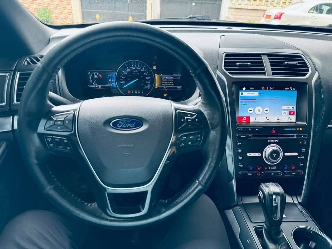 ford explorer - 4