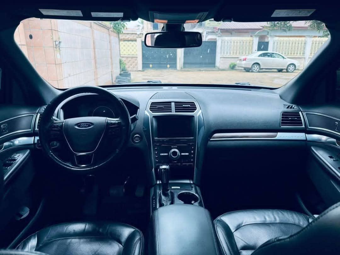 ford explorer - 7