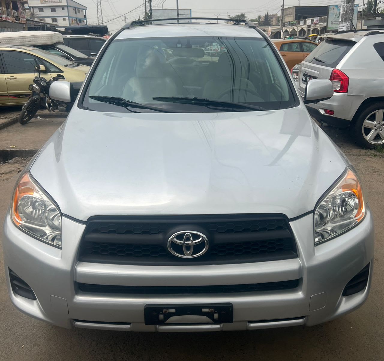 toyota rav4 - 2