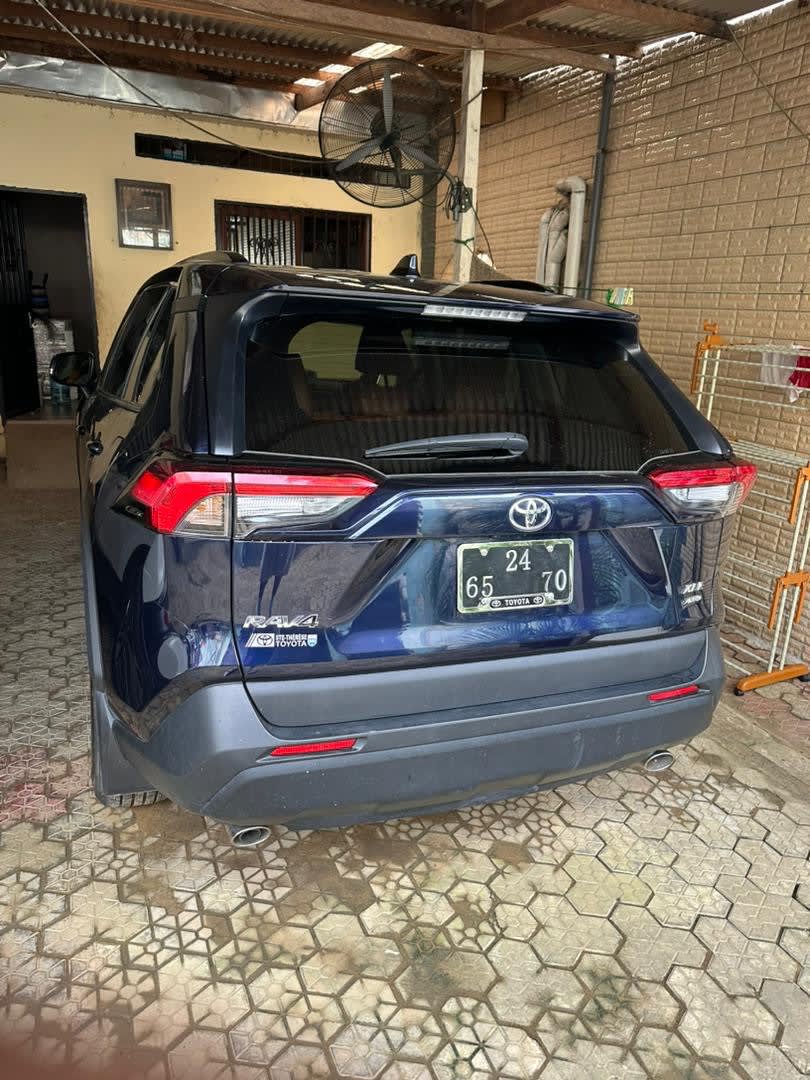 toyota rav4 - 2